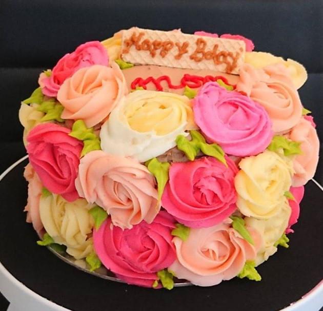Flower Theme Cake
